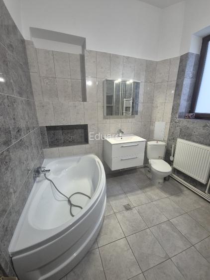 De vânzare vila rond Coșbuc unirii - 9