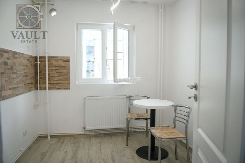 Apartament 3 camere - centrala proprie - Trafic Greu - 12