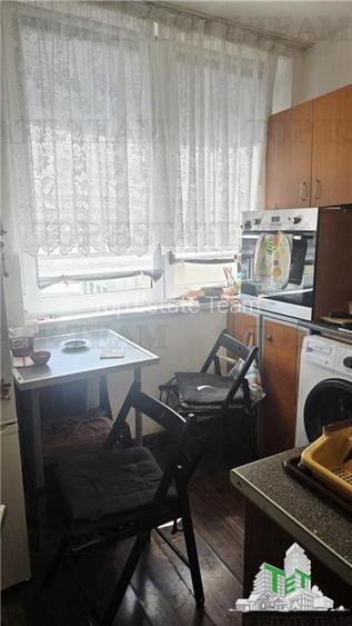 Apartament 2 camere Dinicu Golescu | Pret atractiv | Locatie buna - 9