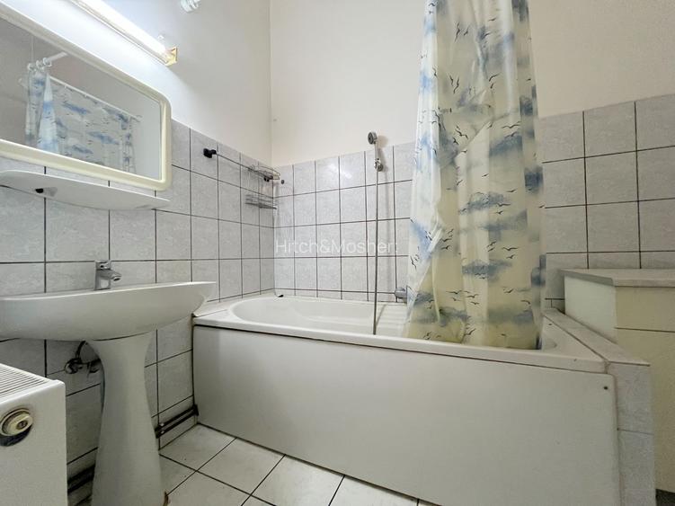 Apartament spațios, decomandat,  Neptun - 15