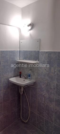 Garsoniera decomandata cu centrala gaze. - 6
