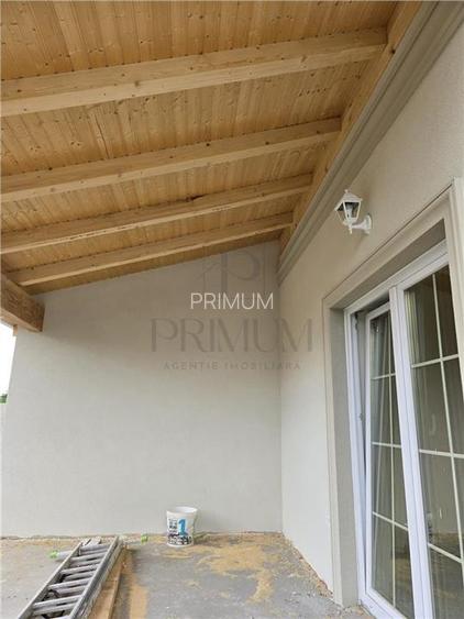 Duplex deosebit - zona excelenta - toate utilitatile - finisaje TOP - 12