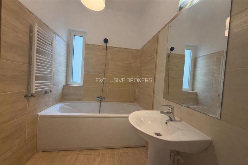 VANZARE 4 CAMERE NORDULUI  BLOC BOUTIQUE  PARCARE - 17