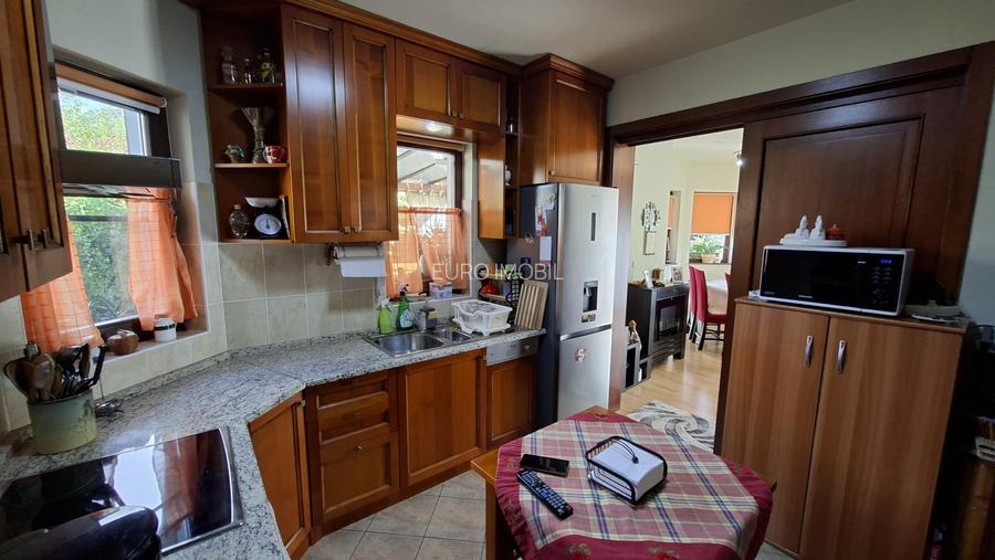 De vanzare casa singur in curte, 4 camere, Cart. Orizontului - 11