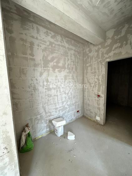 Apartament de 2 camere 57,54 mp, balcon 5,25 mp, zona VIVO cu CF  - 7