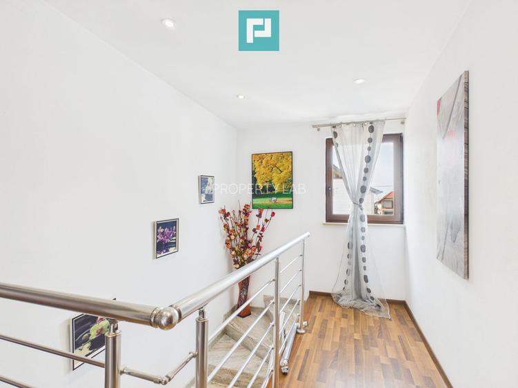 Vilă cu 4 camere in Livada - 13