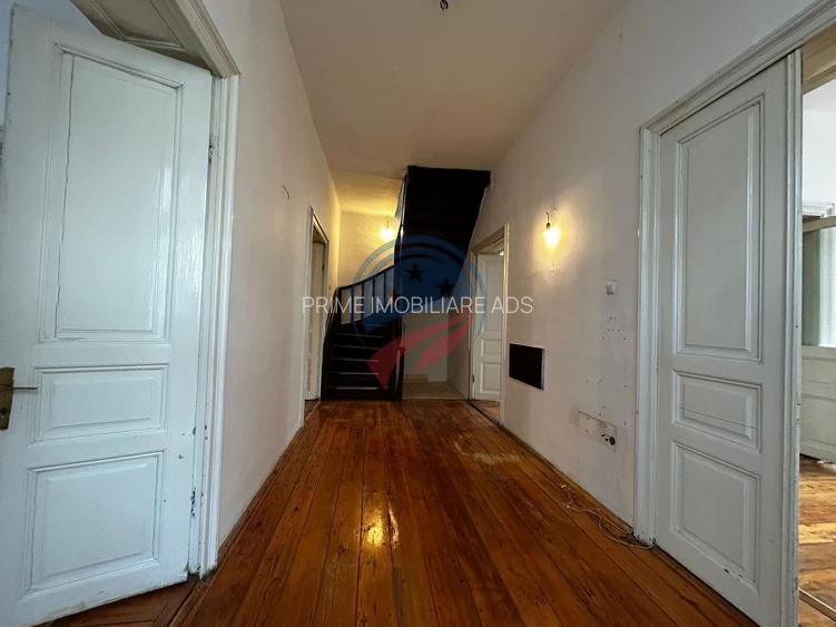 Casa  Ultracentral- de inchiriat/ vanzare - 2