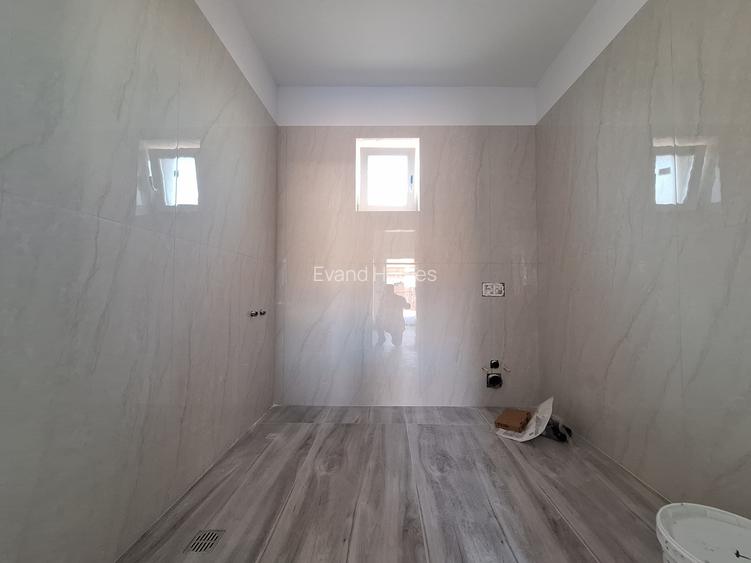 Casa individuala - 70 mp - 3 camere - asfalt - toate utilitatile - Sanandrei - 17