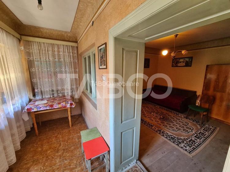 Casa de vanzare in comuna Cut Judetul Alba - 2