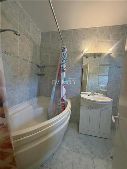 Inchiriere garsoniera decomandata  in bloc de apartamente,intrare Racadau - 4