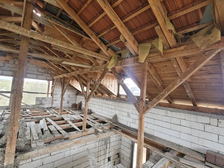 CASA DEZMIR, POSIBILITATI MULTIPLE - 4