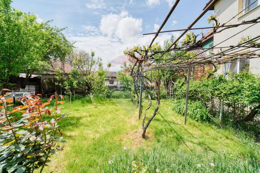 Casă / Vilă cu 6 camere de vânzare în zona Bartolomeu - 47