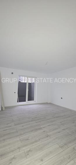 Apartament  cu balcon, demisol – construcție nouă-acces strada principala - 4