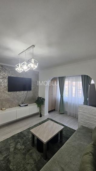 Ap renovat, 2 camere, et. 4/10, zona Ghe. Lazar! - 15