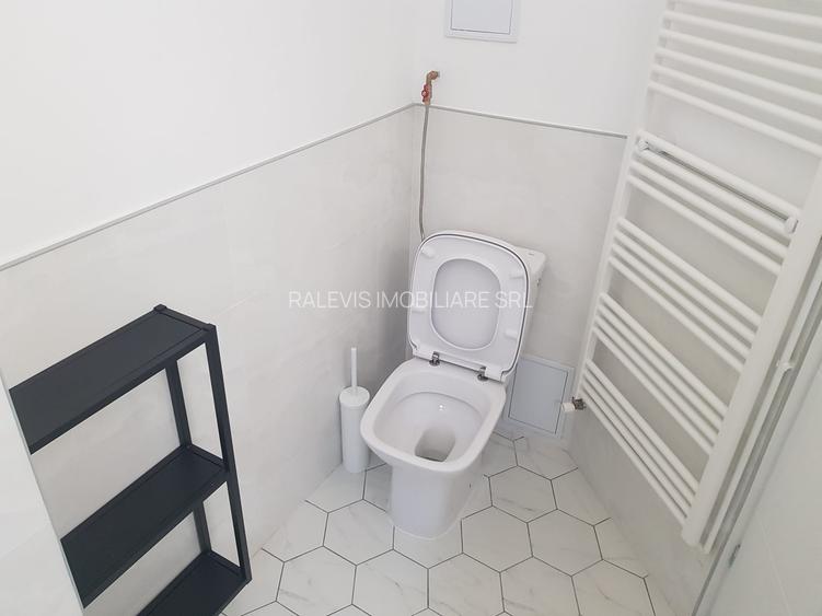 Apartament 3 camere, 2 bai, proaspat renovat, ultracentral, etaj 2, 945 euro - 15