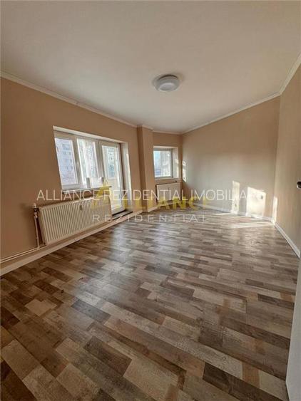 3 Camere Aparatorii Patriei Metrou - 12