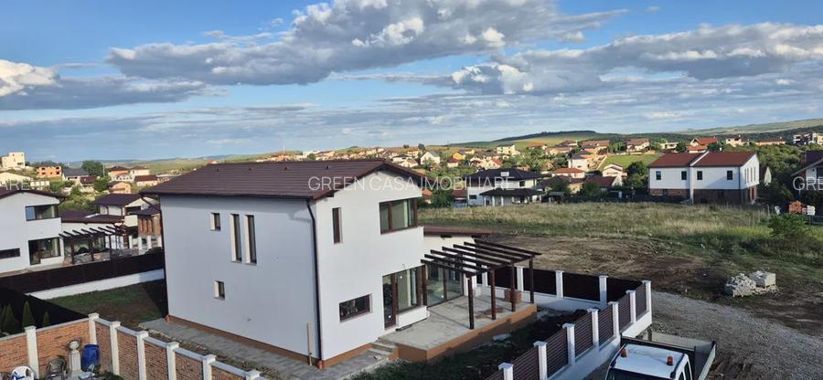 Casă individuală modernă în Dezmir, zonă exclusiv de case noi - 4