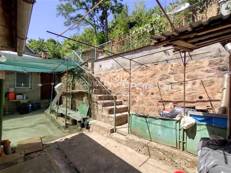 Oravita, Casa Rezidentiala, 7 Incaperi, 1151mp Teren, ZERO Comision Cumparator - 3