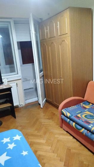 Apartament cu 3 camere, etaj intermediar - Piata Centrala - 8