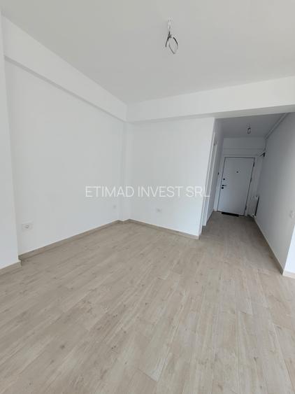 COMISION 0! SUPER PRET - STUDIO  FINALIZAT 45.80 MP - ACCES PISCINA - 67900 E - 5