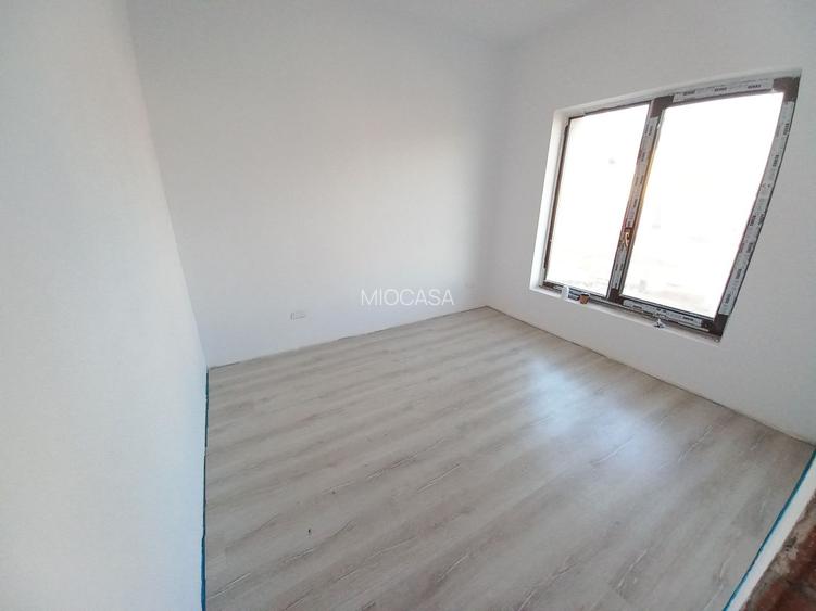 Langa Mosnita City Mall. 5 Camere. 3 Bai. Bucatarie inchisa. - 14