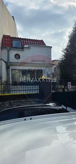 Casa interbelica de vanzare, cu personalitate si potential remarcabil - 3