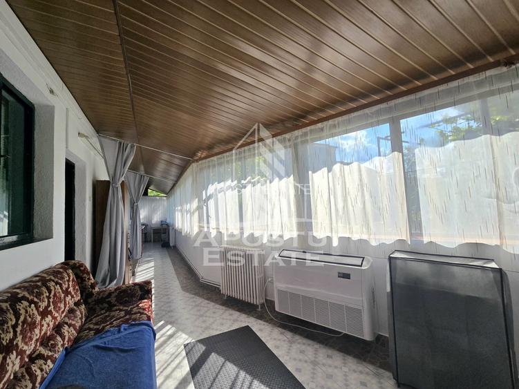 Casa individuala de vanzare, 4 camere, 2 garaje, Lipovei - 19