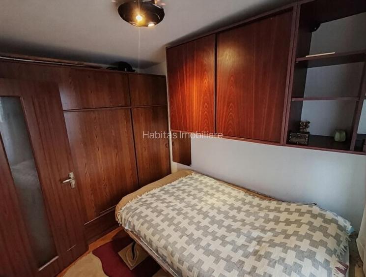 0 COMISION 2 camere, zona Piata Hermes, bloc izolat - 6