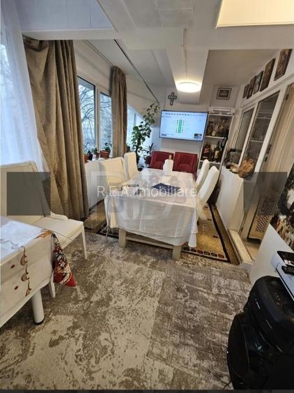 3 camere Pantelimon dec.,inst. schimb.,parcare,et. 1,an 1977,86 mp - 4