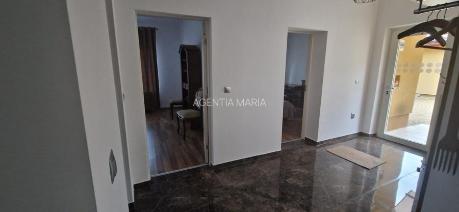 Casa de inchiriat situata semicentral - 13