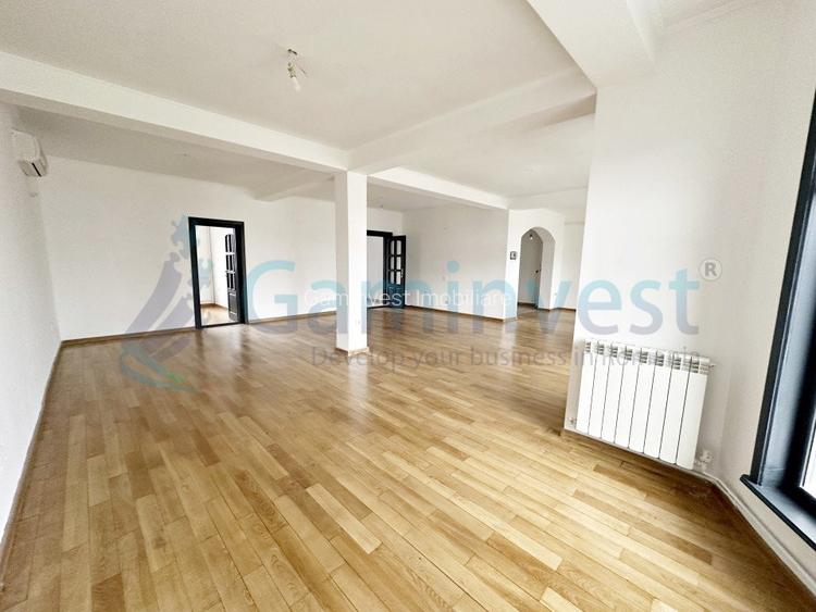 Clădire multifuncțională de închiriat,curte proprie și piscină, Iosia, Oradea - 2