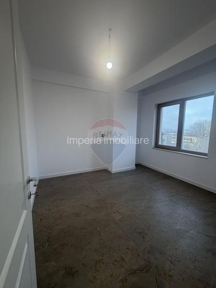 3 camere, Central, bloc nou, etaj 2, lift - 10