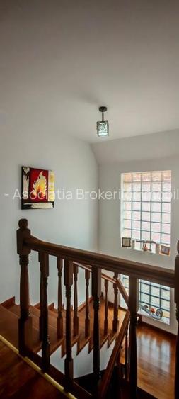 Busteni Kalinderu Vila 5 dormitoare supr 250mp - 39