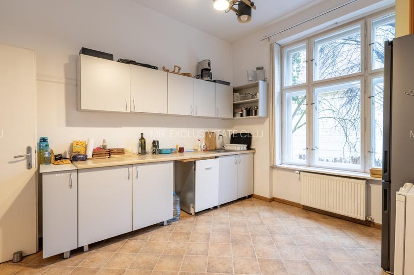 Vanzare casa teren generos Centru, str. E. Racovita - 10