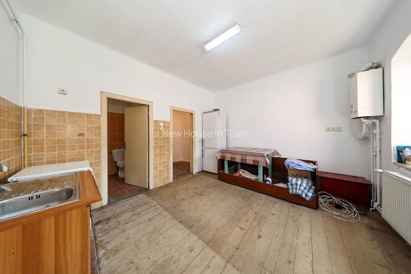 Casă Săsească Autentică cu Șură Impresionantă în Cristian – Teren 2729mp - 26