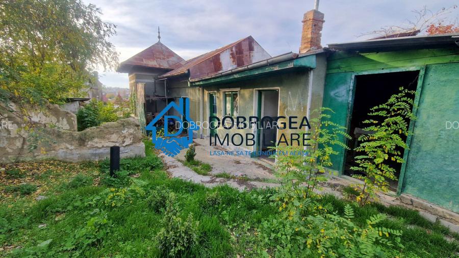 CASA DEMOLABILA ,TEREN 733 MP,  DESCHIDERE STRADALA 11,5 ML - 4