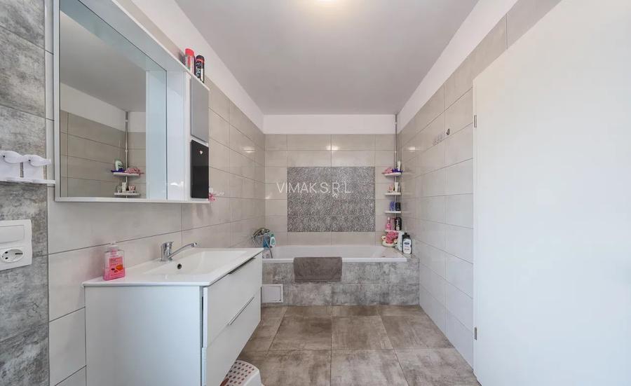 SC VIMAK IMOBILIARE vinde casă individuală situată în Sânpetru - 10