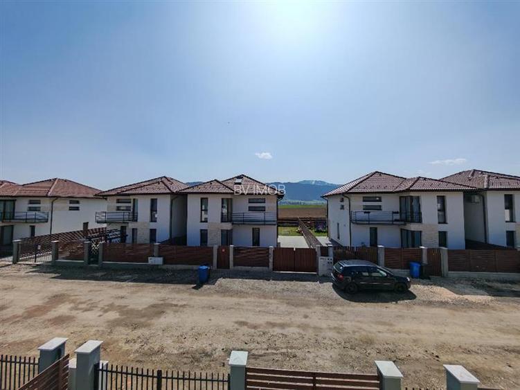 Inchiriem Casa Individuala, 4 Camere, Moderna, Ghimbav - Florilor - 20
