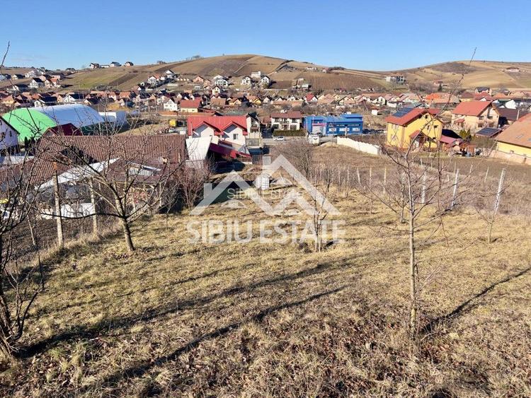 Casa duplex 100 mp utili, la intrare Sura Mare teren 1500 mp teren - 16