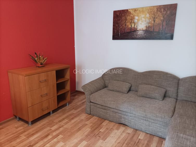 Apartament 2 camere liber la vanzare zona Centrul Civic - 2