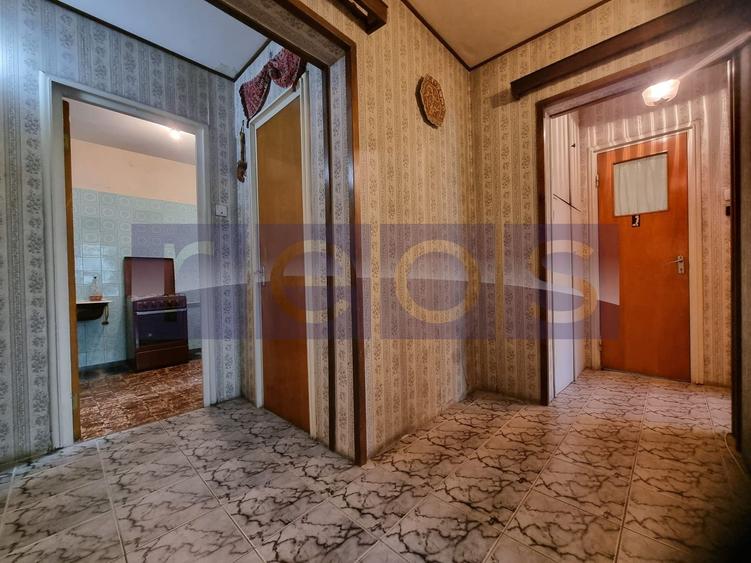 VANZARE 3 CAMERE - DECOMANDAT- CALEA DOROBANTI - 13