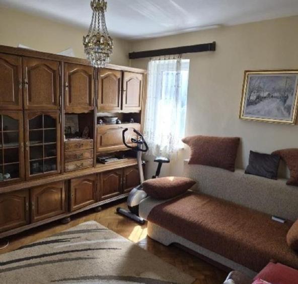 3 camere decomandat 66 mp + 2 balcoane, etaj 6/10, Parang 17, mobilat clasic - 4