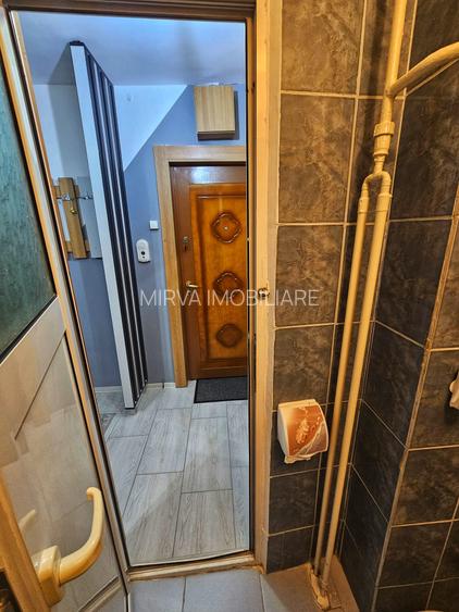 Garsonieră de închiriat | mobilata | utilata – Zona Democrației - 11