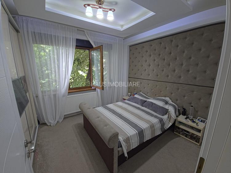 Centru apartament 3 camere decomandat la 200 m de plaja Modern - 3