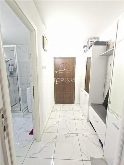 Garsoniera moderna cu pivnita zona Lazaret - 17