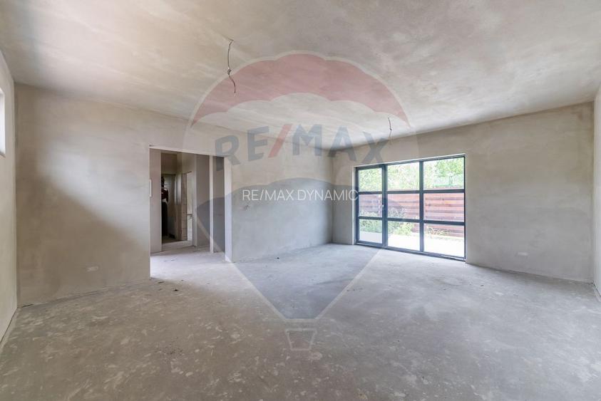 Apartament cu terasă și 2 locuri de parcare • Complex nou-central - 8