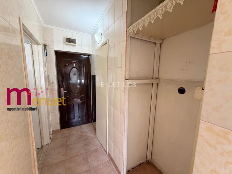 Apartament 2 camere,str.Alunisului,etaj 2 - 5
