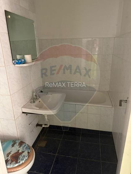 DE VANZARE Spațiu comercial versatil - 7