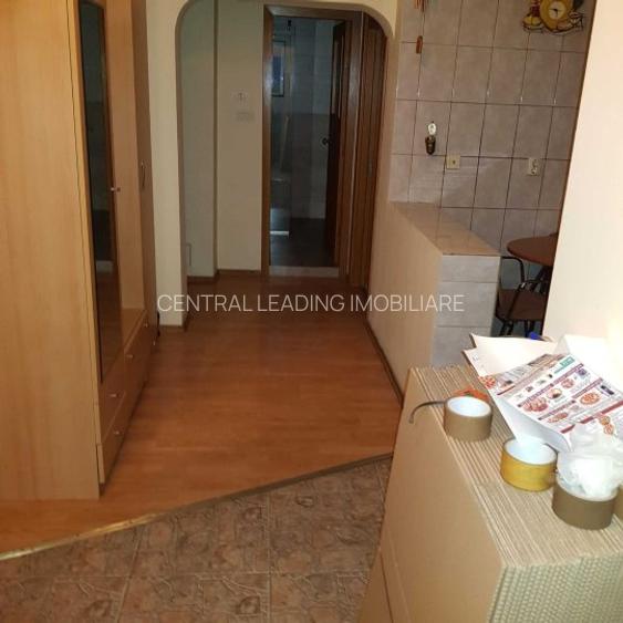 Nerva Traian Bloc Stradal Monolit - 3