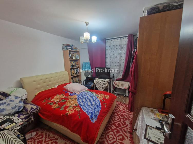 Tomis Nord-Ciresica-2 camere decomandate, et.1 - 9